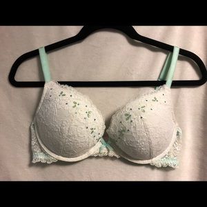 Victoria secret bra